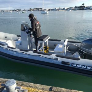 Bateau semi rigide Vanguard DR560