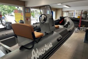 ADVENTURE V500 EVASION AVEC 50 CV